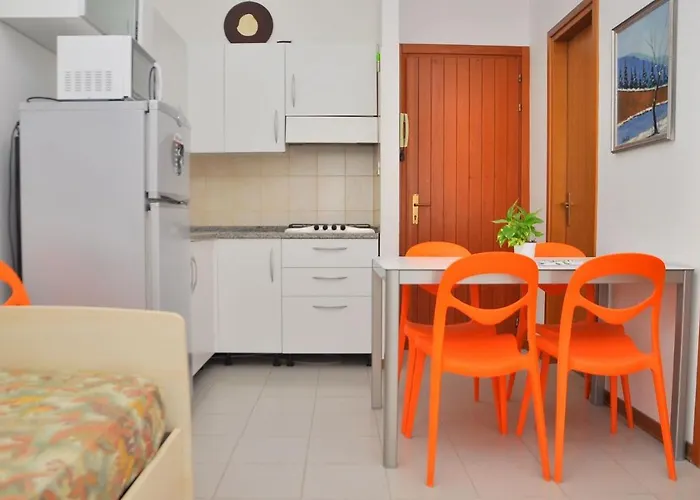 Lovely Beachfront Apartment-beahost Daire Bibione