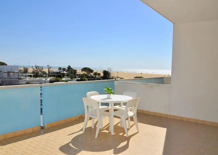 Lovely Beachfront Apartment-beahost Daire *