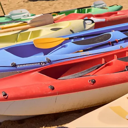 Lovely Beachfront Apartment-beahost * Μπιμπιόνε